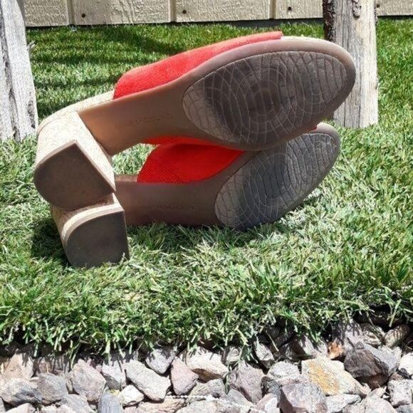 Bandolino Sandals Womens 8.5  BD7Seathra Slide On 2.5"‎ Cork Block Heel Coral - Picture 8 of 8